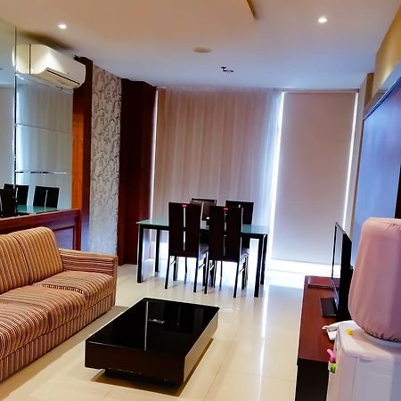Royal Suite Condotel Medan Exterior foto