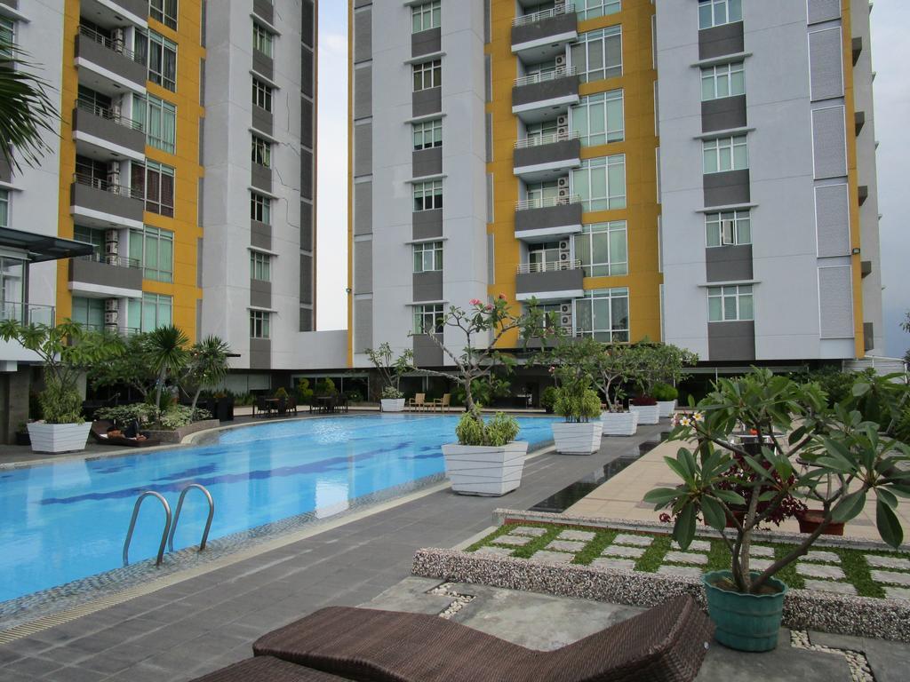 Royal Suite Condotel Medan Exterior foto